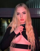 Анкета проститутки Эвелина - метро Хамовники, возраст - 20